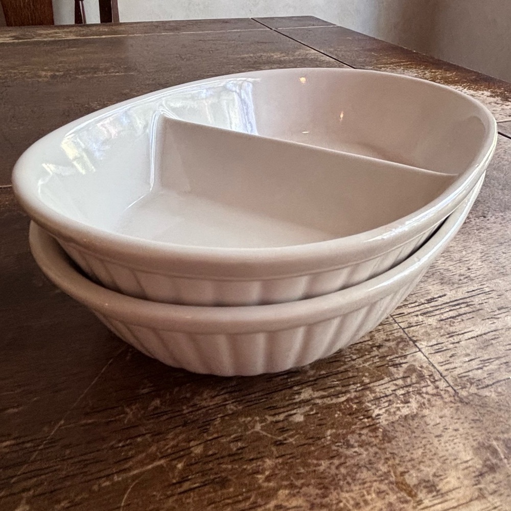 Westland Divided Dish Bowl Japan White Microwave Oven Dishwasher Safe Casserole